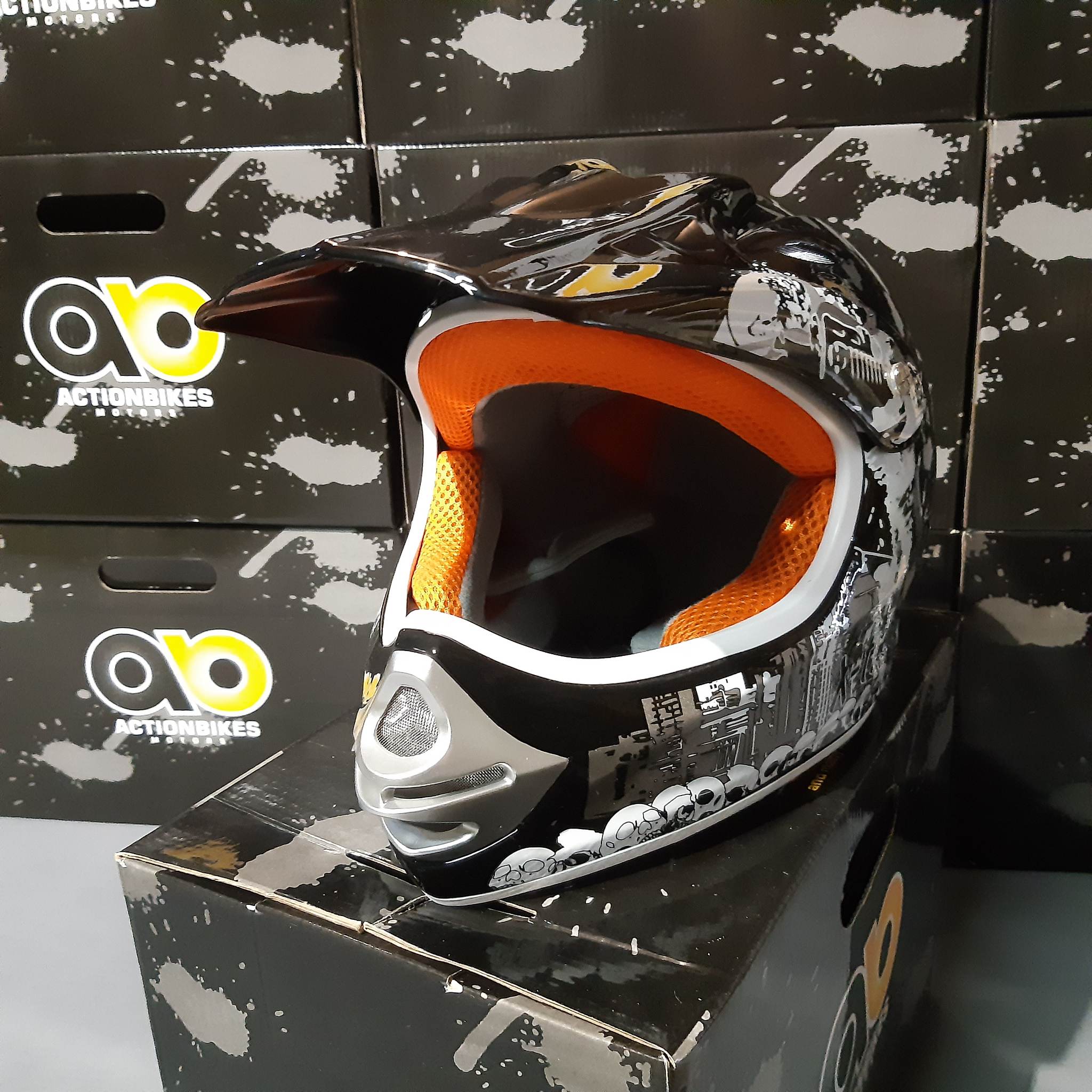 Gyerek bukósisak, fekete, XXL-es méret. 59-60 cm fejméretre