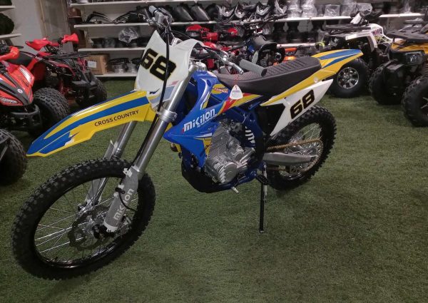 MZK 250cc dirt bike