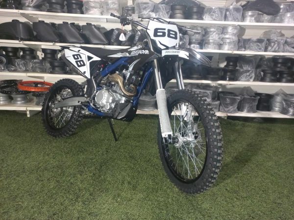 MZK 250cc Dirt bike 21/18 kerék