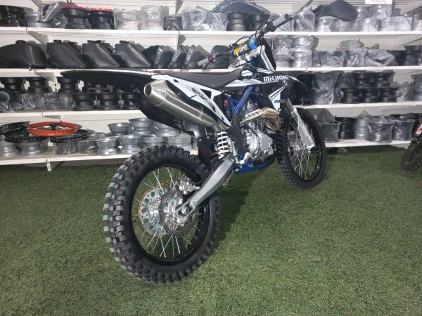 MZK 250cc Dirt bike 21/18 kerék