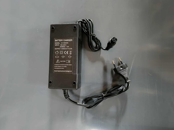 E-atv elektromos quad töltő 60V